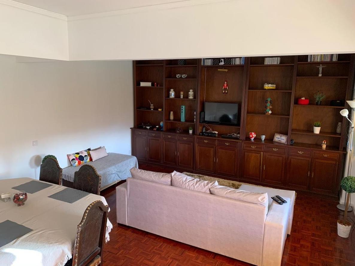 Rostelbem Guesthouse Lisboa Exteriör bild